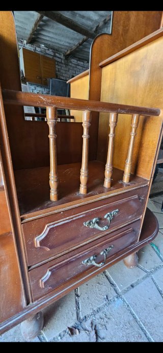 Mueble de entrada antiguo madera y cristal