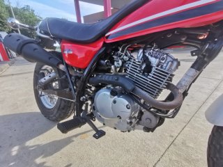 Suzuki Van Van 125cc  2014 Roja y Blanca
