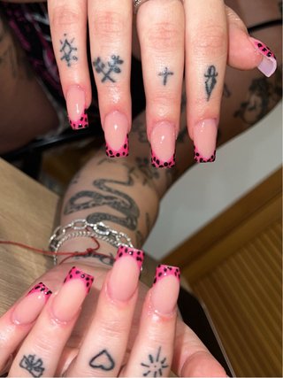 Uñas a domicilio en todo Madrid🇪🇸