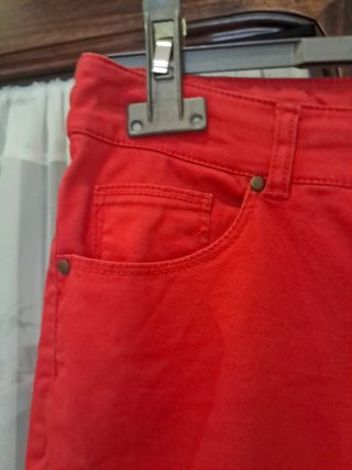 Falda corta roja talla 40 vaquera