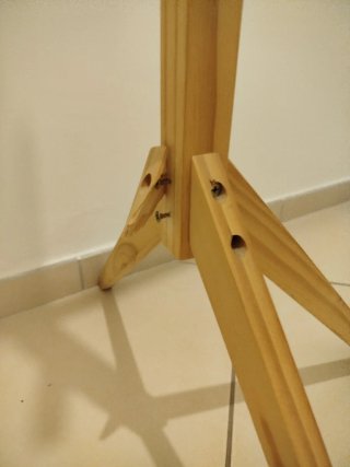Appendiabiti ingresso in legno > Difettato