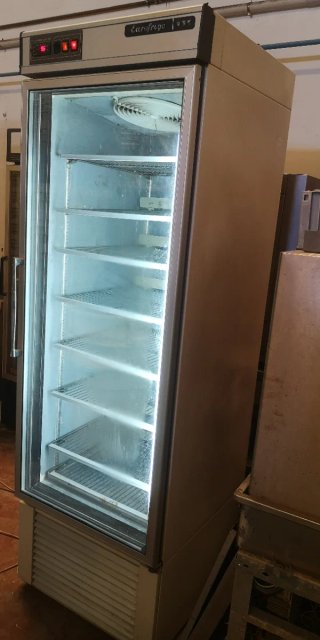 Congelador Eurofrigo con puerta de cristal