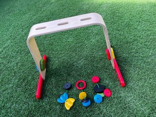 Gimnasio bebé IKEA LEKA