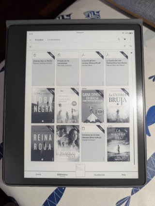 Kindle Scribe 32GB con Lápiz Premium y Funda