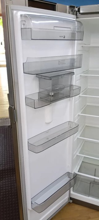 Nevera Fagor con dispensador de agua