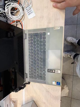 Portátil Lenovo IdeaPad Flex 5 14ITL05