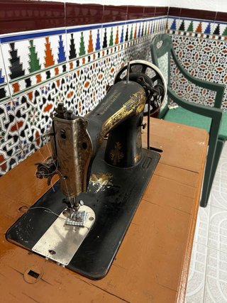 Máquina de coser Singer antigua