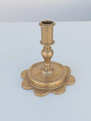 Candelabro antiguo de bronce
