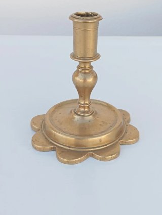 Candelabro antiguo de bronce