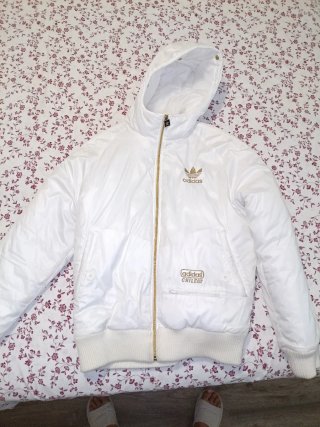Chaqueta Adidas Blanca con Capucha