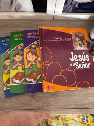 Catecismo y libros para la catequesis los 3 años