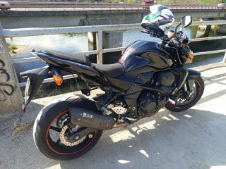 Kawasaki Z750 Negra