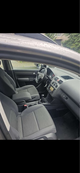 Volkswagen Touran 2010