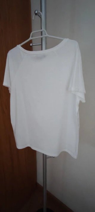 Camiseta "vestir" marca Monari blanca Talla S-M,