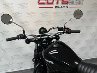 Yamaha SCR 950 Scrambler Negra