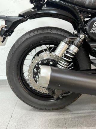 Yamaha SCR 950 Scrambler Negra