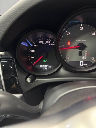 Porsche Macan 2016