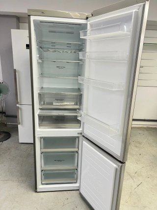 Nevera marca LG con garantía transporte