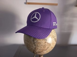 Gorra Mercedes-Benz Morada Nueva