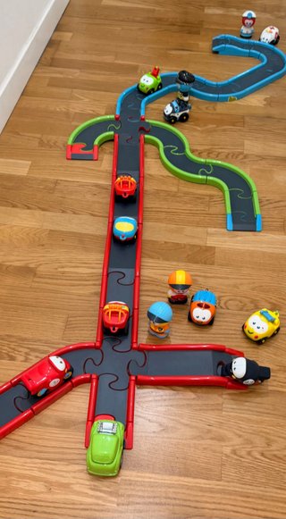 Pistas de coches Bee Bee