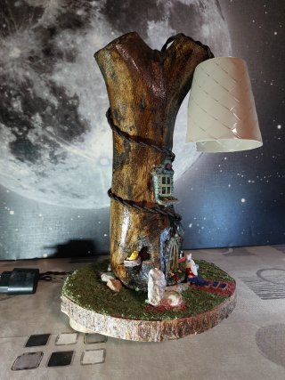 Lámpara de mesa 2 ambientes. Arte madera natura