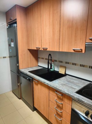 Cocina completa con electrodomésticos