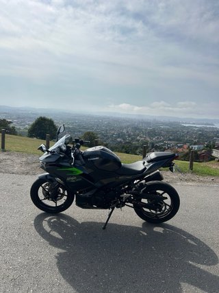 Kawasaki Ninja 500 Negra/Verde