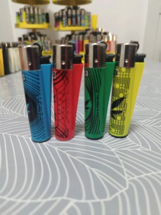Collezione 4 accendini Clipper rari 2014