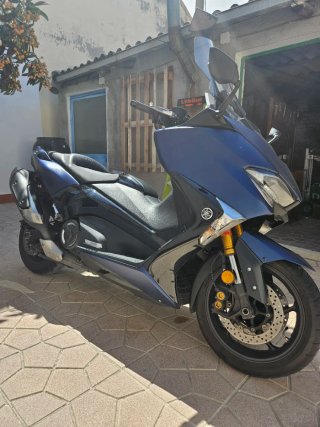 Yamaha Tmax 530 DX Azul