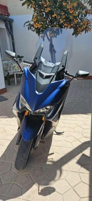 Yamaha Tmax 530 DX Azul