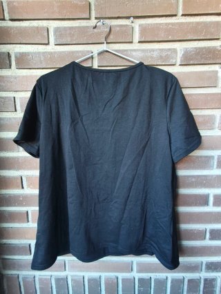 Camiseta Amazon Negra Manga Corta