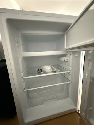 Frigorífico/congelador blanco independiente. IKEA