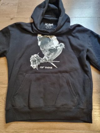 Sudadera Negra Pull&Bear con Estampado