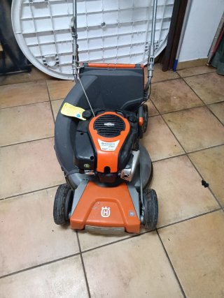 Cortacésped Husqvarna LC 53E
