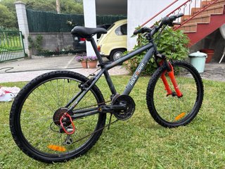 Bicicleta Rockrider Fivetwojunior