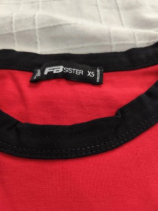 Lote 2 vestidos ajustados Fishbone