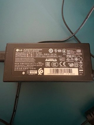 LG SK6F + Subwoofer SPK5-W Negro
