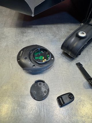 Polar CS400 con soporte roto(para piezas)
