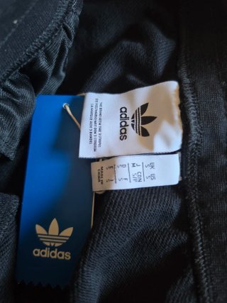 Pantalón corto Adidas negro