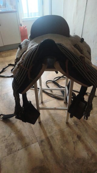 Silla de montar ecuestre con borreguillo