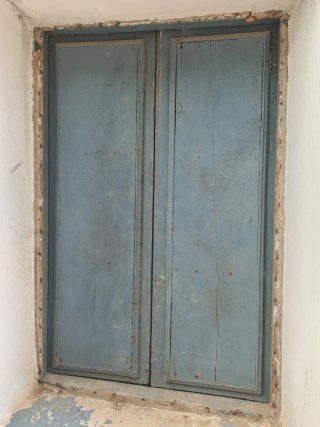 Ventanas antiguas madera castaño
