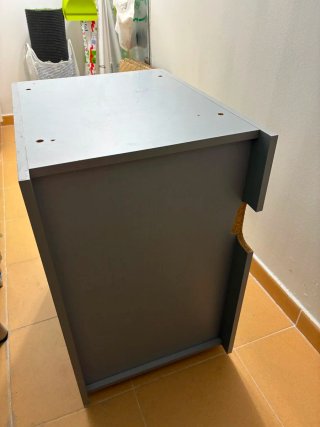 Mueble de cocina beige y gris