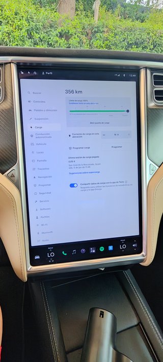 Tesla Model S 2016
