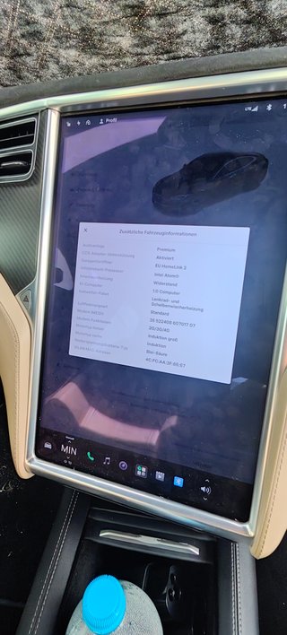 Tesla Model S 2016
