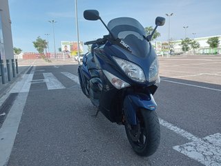 Yamaha TMAX 500 Maxi Scooter Negra/Azul Marino