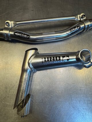 Potencia y Manillar Aluminio UNO 75