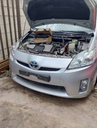 Toyota 45110 paragolpes delantero prius 1.8 g