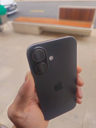 iPhone 17