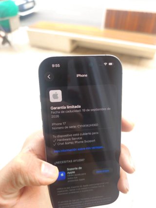 iPhone 17