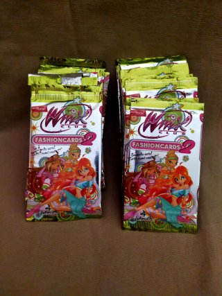 Caja Winx Fashioncards2 Nueva con 24 sobres
